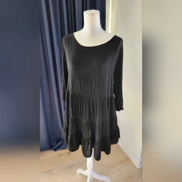 CATCH ME | Black Swing Tiered Boho Gypsy Dress - Picture 3 of 12